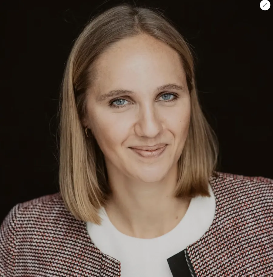 Dr. Lena Schorlemer